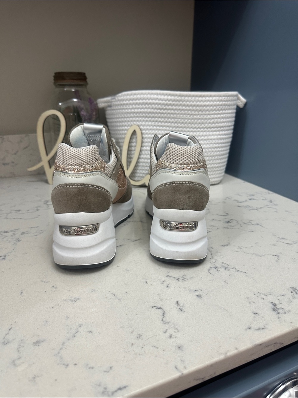Nero Giardini Women’s Wedge Glitter Lace-Up Sneakers 8 - Picture 4 of 7